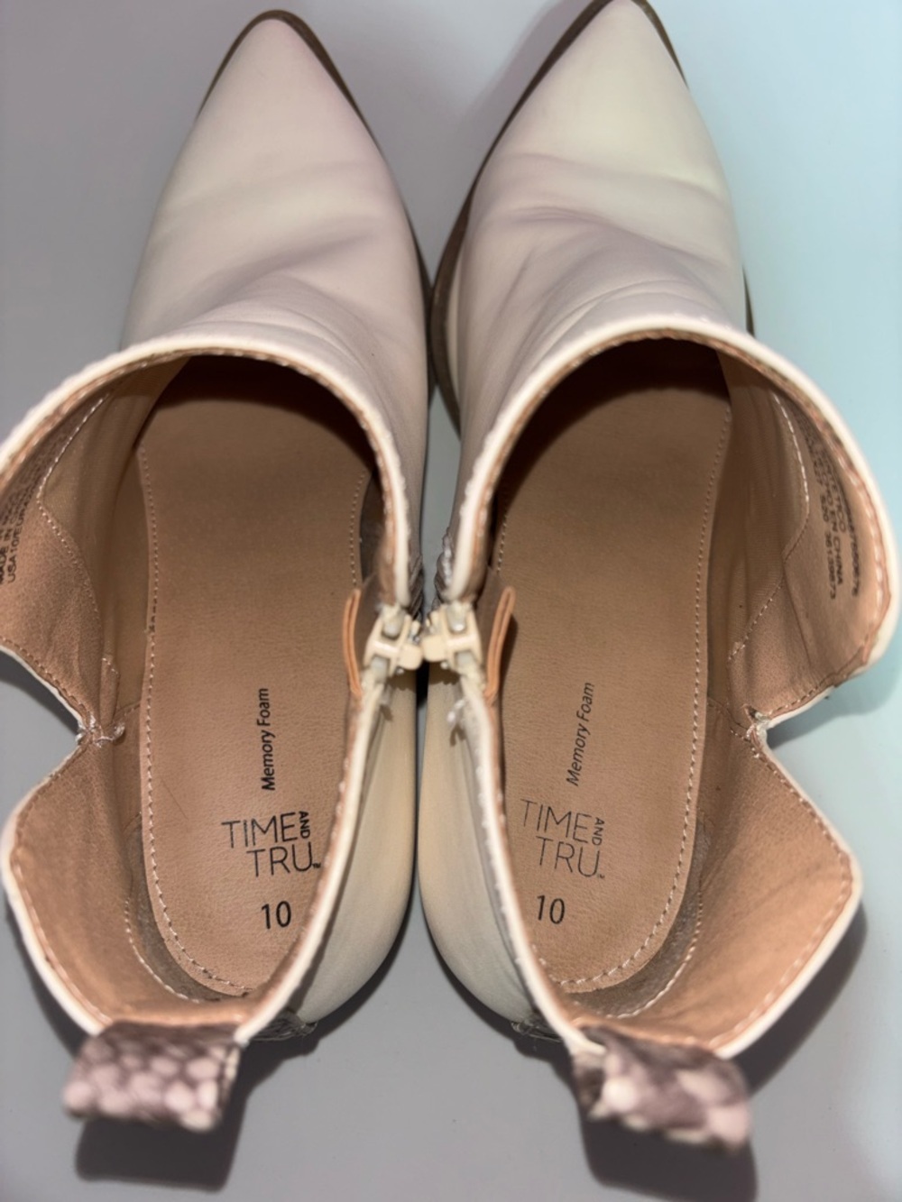 Time and Tru White Pointed Ankle Booties with Side Zip - Picture 6 of 9